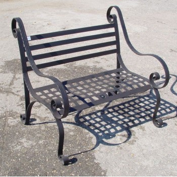 Bench  33303