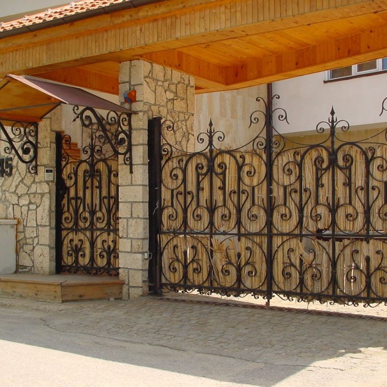 Врата 41003